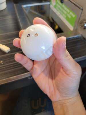 Kura Revolving Sushi Bar