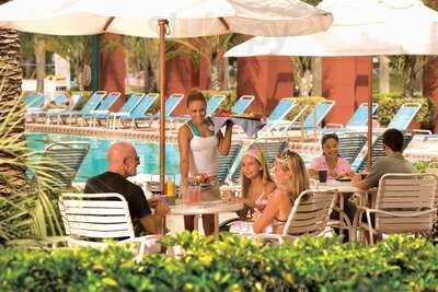 Splash Pool Bar And Grill