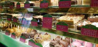 Universal's Fresh Eats