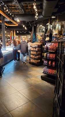 Universal's Fresh Eats