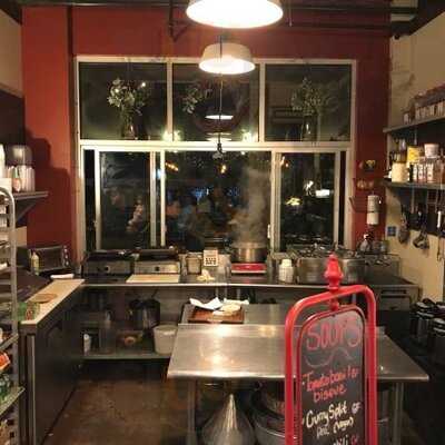 Houndstooth Sauce Company