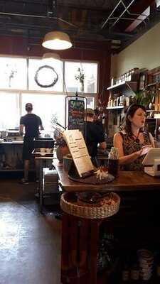 Houndstooth Sauce Company