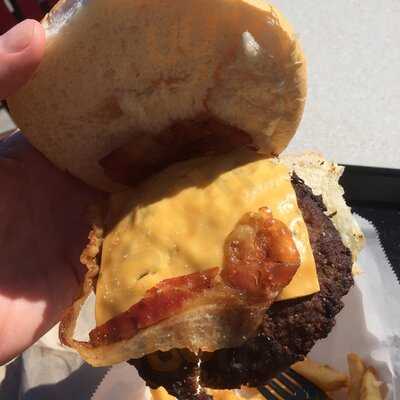 Richter's Burger Co.