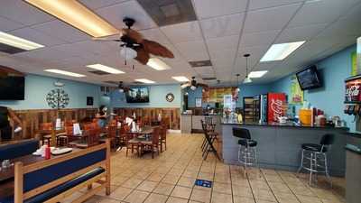 El Crazy Pollo Latin Grill