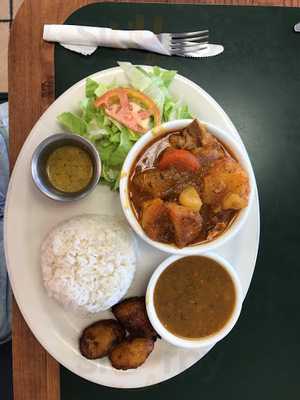 El Crazy Pollo Latin Grill