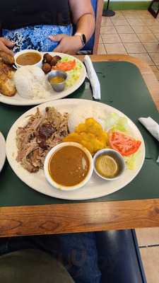 El Crazy Pollo Latin Grill