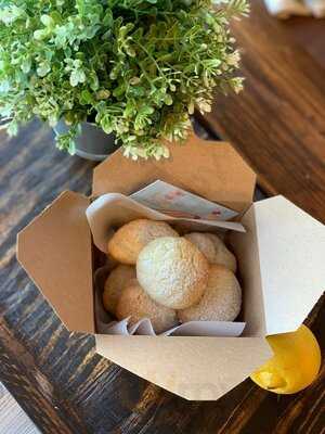 La Zucre Cake Boutique