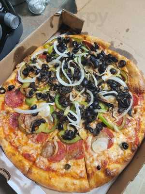 Giovanni's Pizza & Subs