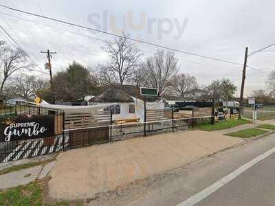 Mam's House Of Ice Snoballs