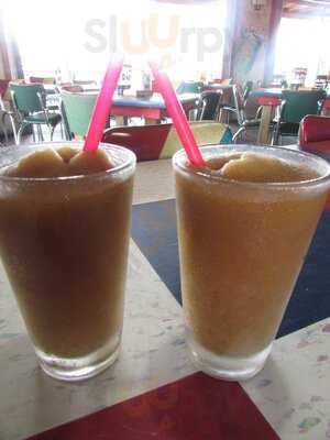 Willie's Grill & Icehouse