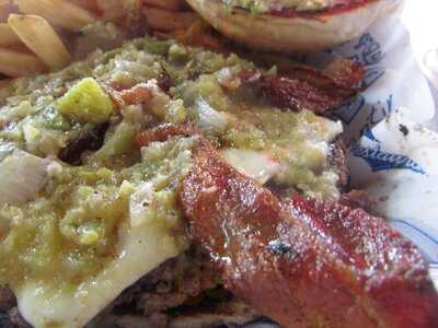 Willie's Grill & Icehouse