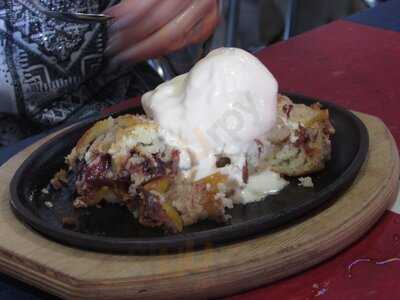 Willie's Grill & Icehouse