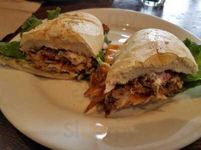 La Madeleine French Bakery & Cafe