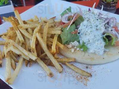 Mediterranean Majik Food Truck