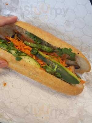 Oui Bahn Mi