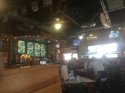 Willie's Grill & Icehouse