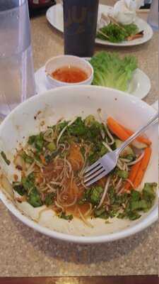 Pho Hai Van
