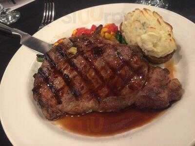 Park Restaurant & Grille