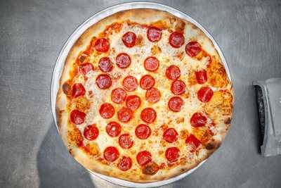 Nino's Pizza & Restaurant