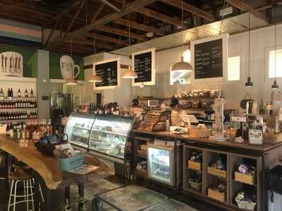 Handy Market At Amelia