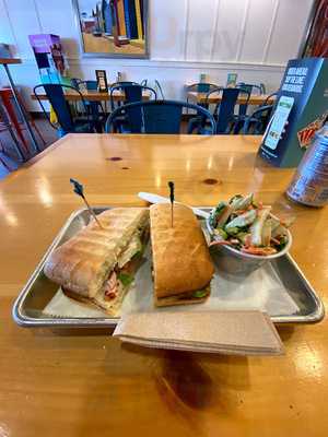 Tropical Smoothie Cafe