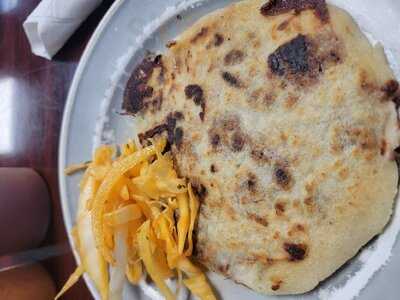 La Casita Pupusas & Latin Food