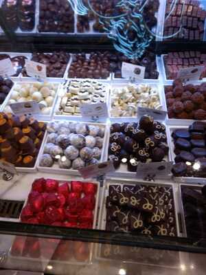 Godiva Chocolatier Florida Mall