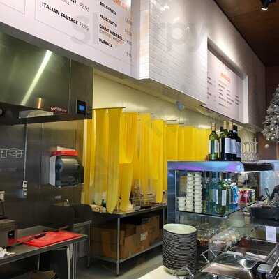 Mona Fresh Italian Food