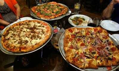 Russo's New York Pizzeria & Italian Kitchen - Marq-e Entertainment Center