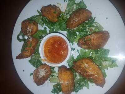 Russo's New York Pizzeria & Italian Kitchen - Marq-e Entertainment Center