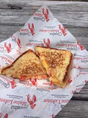 Cousins Maine Lobster