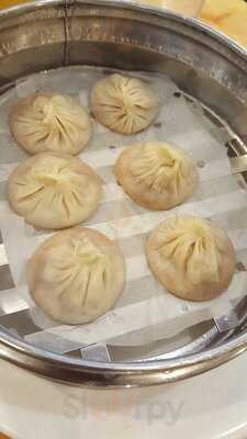 One Dragon Restaurant