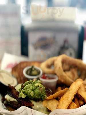 Mcburger & Charbroiled Chicken