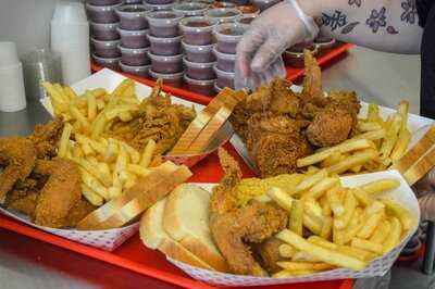 Chicago's Famous Fried Chicken & Fish