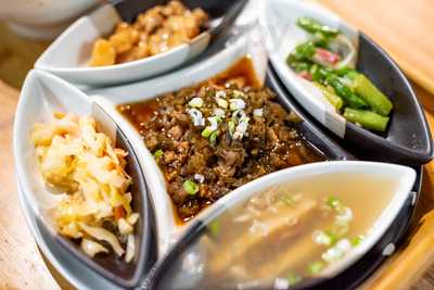 Tea Bar And Organics