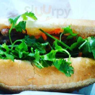 Thanh Noi Sandwich
