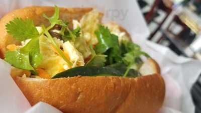 Thanh Noi Sandwich
