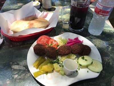 Dandanah Cafe And Grill