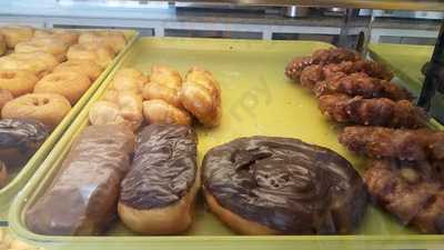 Riley's Donuts