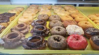 Riley's Donuts