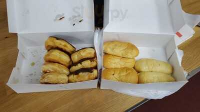 Riley's Donuts