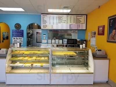 Riley's Donuts