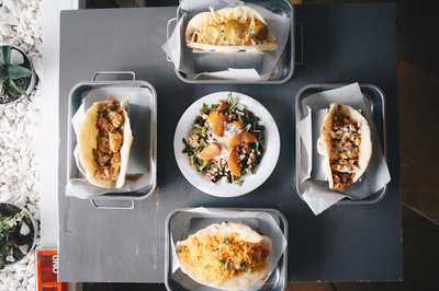 Dragon Dogs Hot Dogs