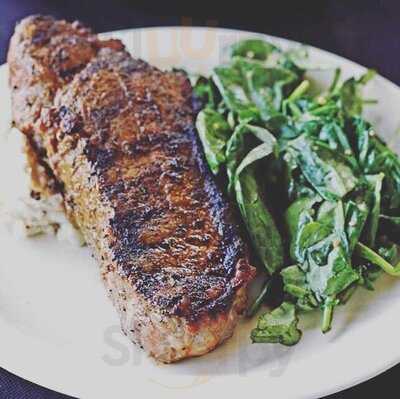 Bobcat Teddy's Icehouse