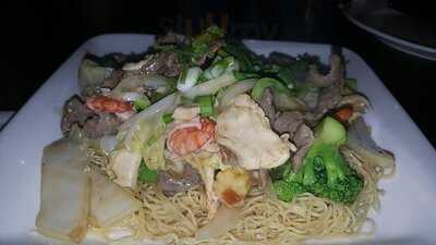 Red Pier Asian Bistro