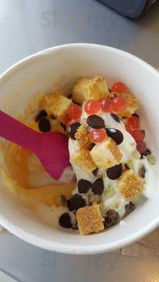 Menchie's Frozen Yogurt