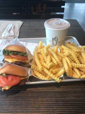 Shake Shack Montrose