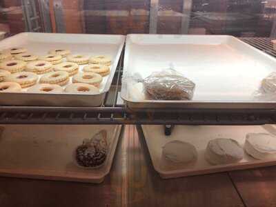 Manena's Pastry Shop And Deli