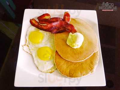 Senor Burritos Authentic Mexican Grill