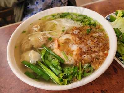 Pho Taubay Restaurant